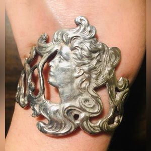 Pre-owned vintage sterling silver lady face 925💎